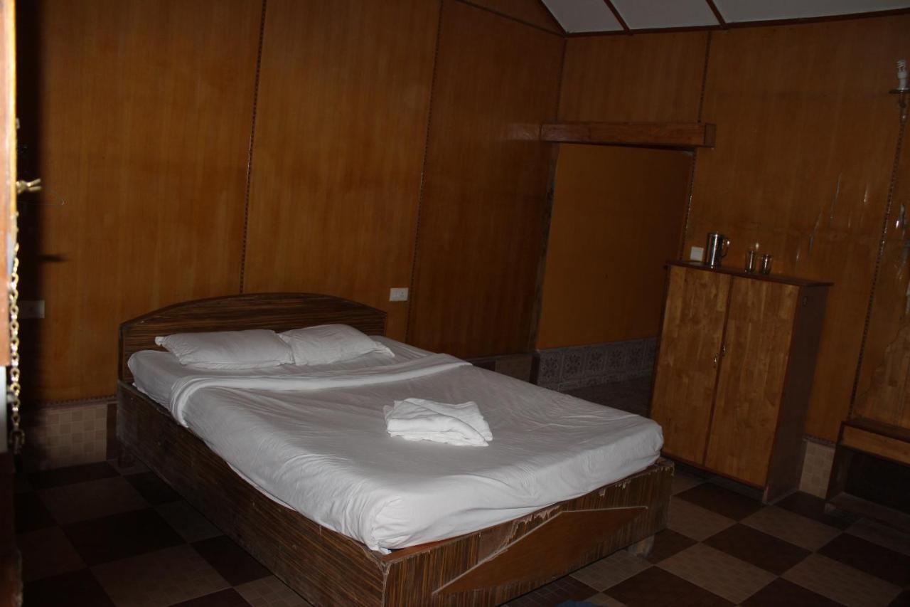Gold Star Beach Resort Govind Nagar Extérieur photo